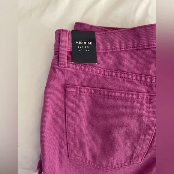 Lucky - Picture 1 of 3